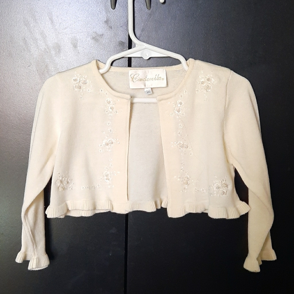 White and pearl sweater